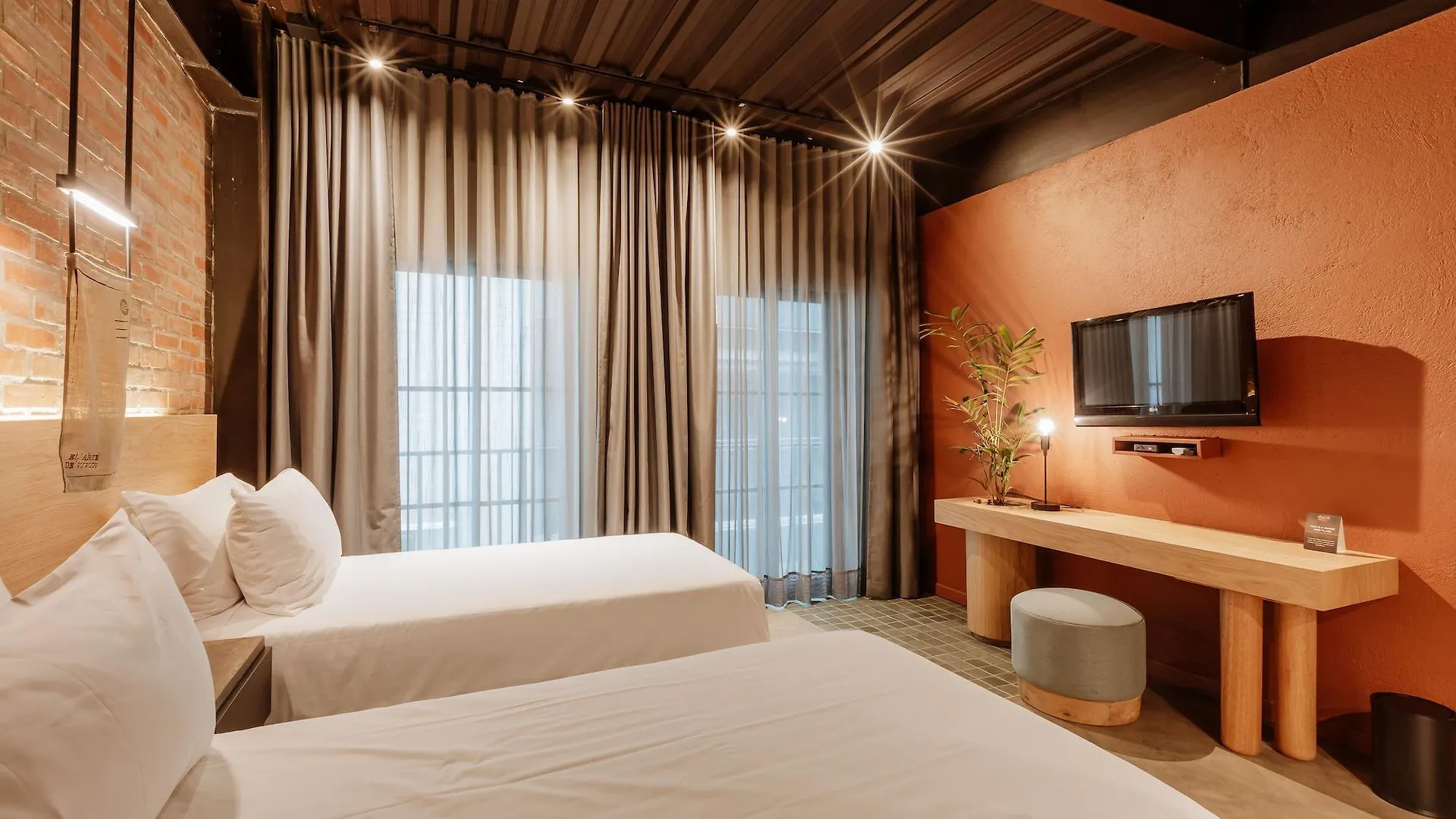 The Art Hotel Medellín 4*,