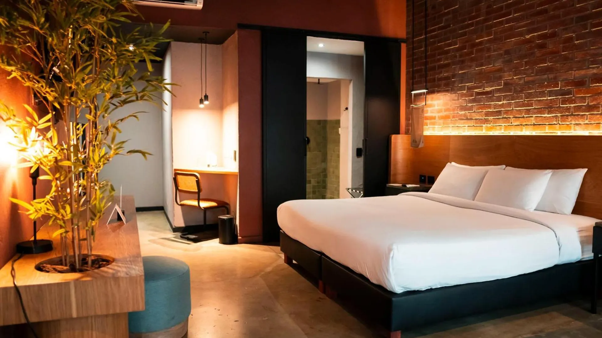 The Art Hotel Medellín 4*,